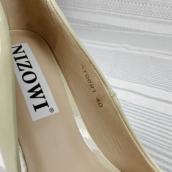 Nizowi Cream Patent Leather Platform Pumps Gold Detail Size 9.5 NEW - Picture 9 of 10